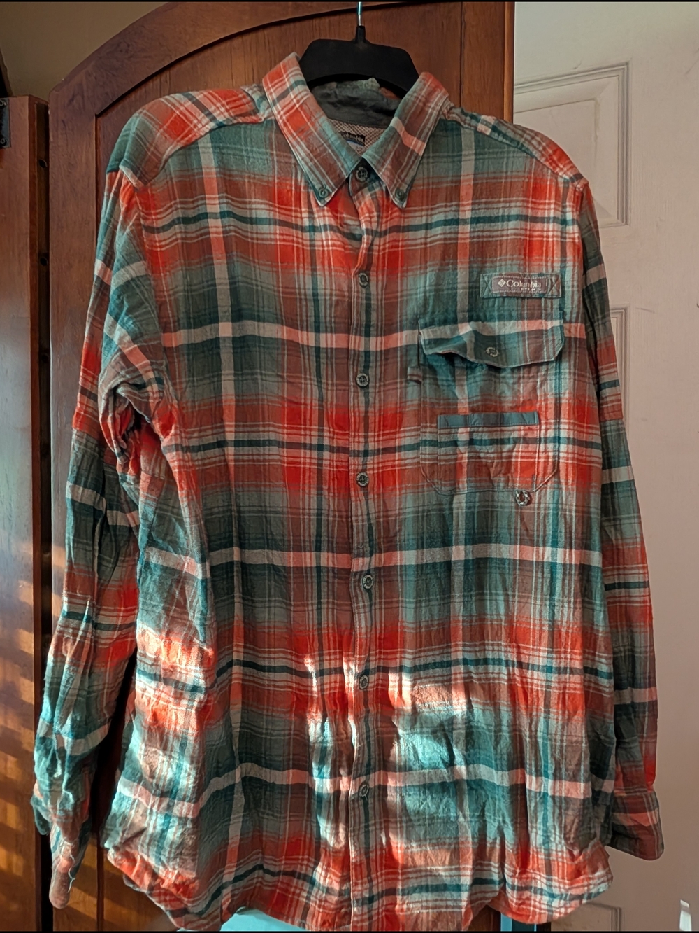 Columbia Men's Green & Orange Plaid Button-Down Shirt Long Sleeve